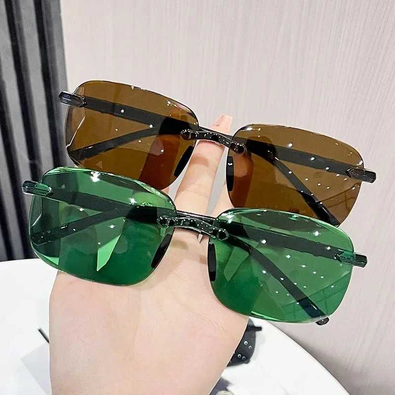 Rimless Stylish Trendy Sunglas - Gaming Accessories Rack 评论和价格